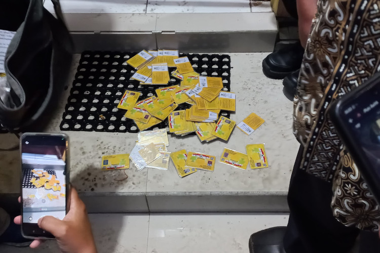 500 Kader Golkar Kota Malang Nyatakan Siap Mundur, Kantor DPD Kembali Disegel