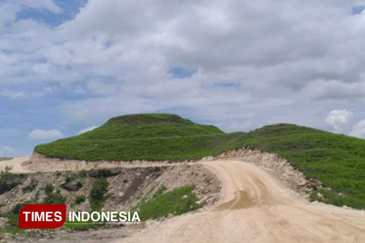 Proyek Jalan IJD Makamenggit–Kahiri Sumba Timur Alami Keterlambatan