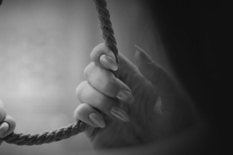 [JANGAN DITIRU] Terlilit Utang Judol Ratusan Juta, Pria di Cianjur Nekat Akhiri Hidup