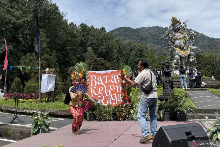 Libur Nataru 2026: Pengunjung Kebun Raya Bali Melonjak Hingga 20 Ribu Orang