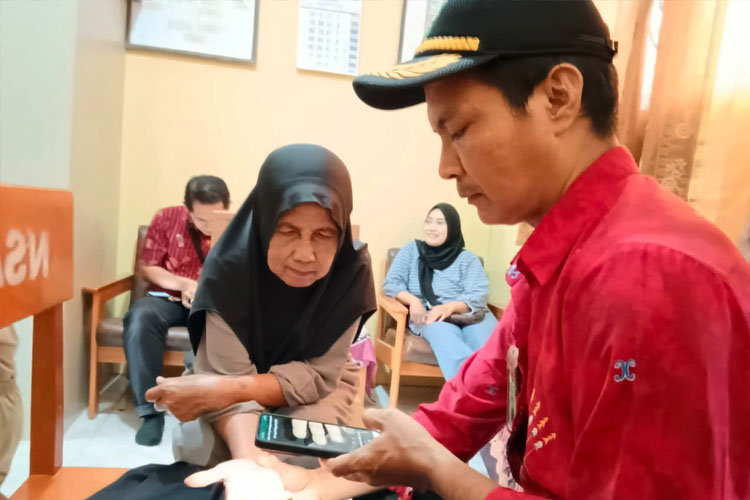 Tak Kenal Libur, Kemenhaj Tetap Buka Layanan bagi Jemaah Haji