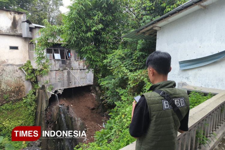 Tembok Penahan Tanah Rumah Makan di Bondowoso Longsor, BPBD Minta Tak Ada Aktivitas