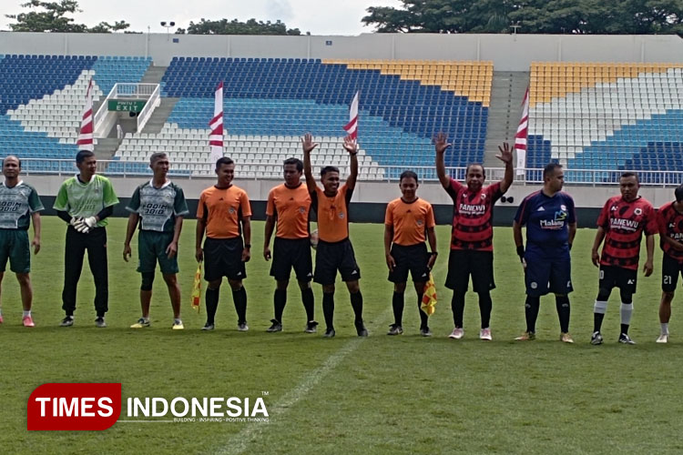 pertandingan-sepakbola-antar-pemerintahan-Malang.jpg