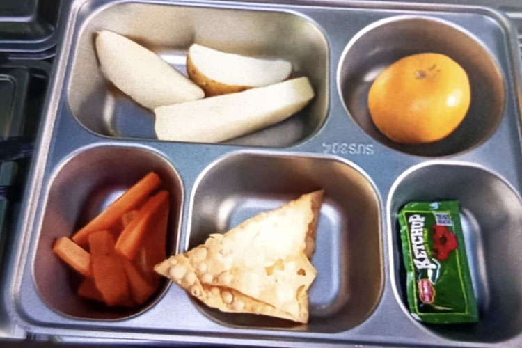 Bupati Majalengka Izinkan Siswa Foto MBG Jika Porsi Tak Sesuai Harga