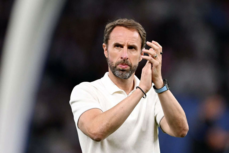 Manchester United Berburu Penganti Amorim, Muncul Nama Mantan Pelatih Timnas Inggris