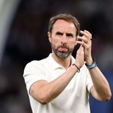 Manchester United Berburu Pelatih Baru