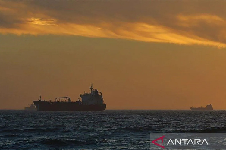 Belasan Tanker Minyak Sanksi AS Tinggalkan Venezuela, Diduga Hindari Blokade Laut