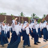 Hari Pertama Sekolah 2026, SMPN 2 Tulakan Pacitan Awali Semester dengan Senam dan Upacara