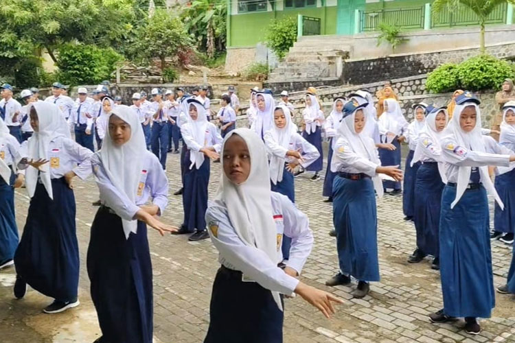 SMPN 3 Sudimoro Pacitan Awali Semester Genap dengan Penekanan Disiplin dan Etika