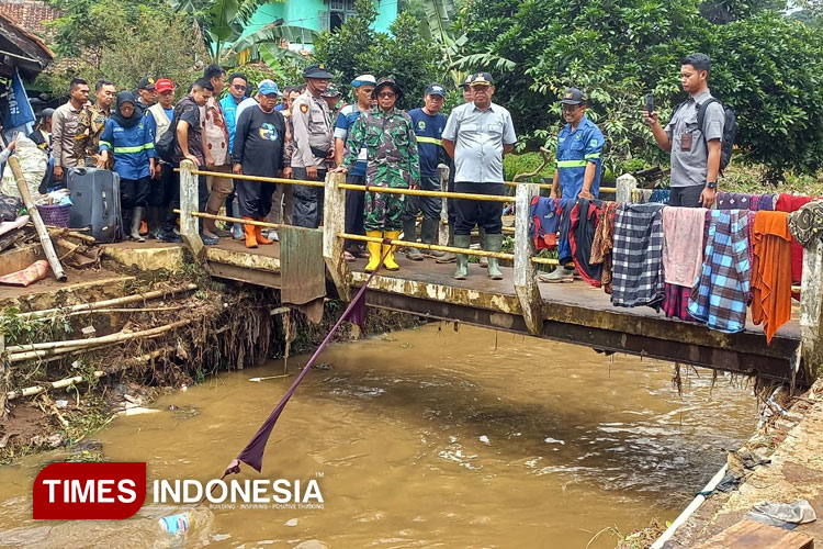 Sungai Cilutung Meluap, Bupati Majalengka Pastikan Penanganan Banjir