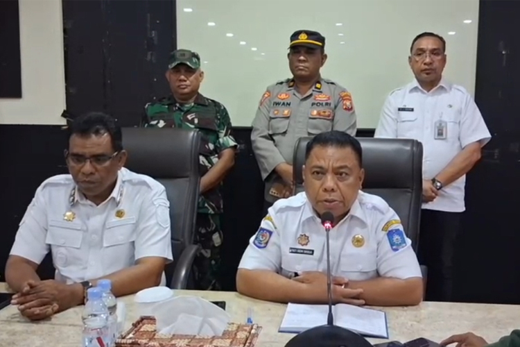 Ratusan Rumah Terendam Banjir, Setelah Tinjau Bupati Halut Tetapkan Sebagai Tanggal Darurat Bencana