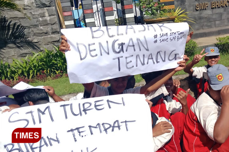 Desak Penyelesaian Konflik, Siswa SMK Turen Malang Aksi Protes, Guru Ajukan Perlindungan