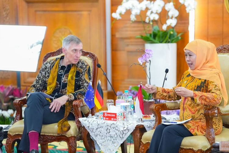 Gubernur Khofifah Terima Dubes Jerman, Pastikan Proyek SRRL Ground Breaking Tahun 2027