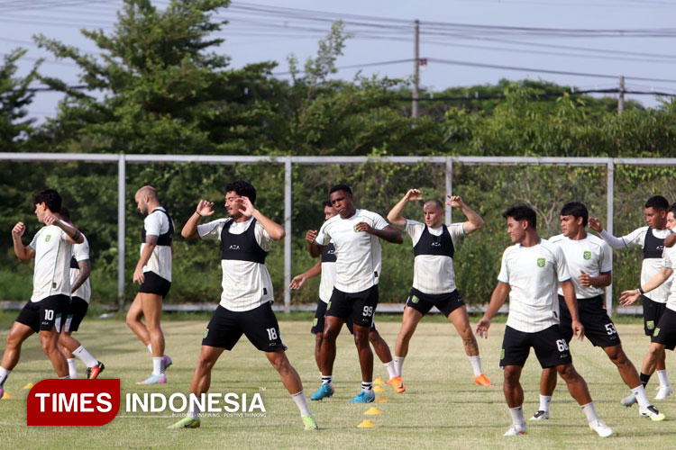 Debut Bernardo Tavares dengan Persebaya, Optimis Raih 3 Poin