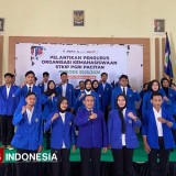 Lantik Puluhan Ormawa, Ketua STKIP PGRI Pacitan Dorong Peran Mahasiswa Turun ke Masyarakat