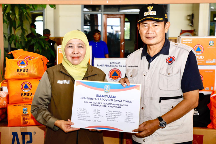 Gubernur Khofifah Pastikan Percepatan Penanganan Banjir di Lamongan