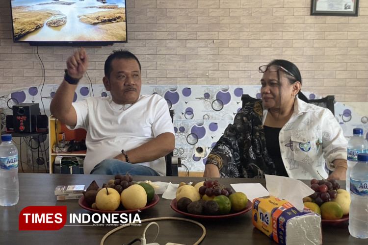 Ketua-GM-FKPPI-Jatim-Kantor-TIMES-Indonesia-Banyuwangi-2.jpg