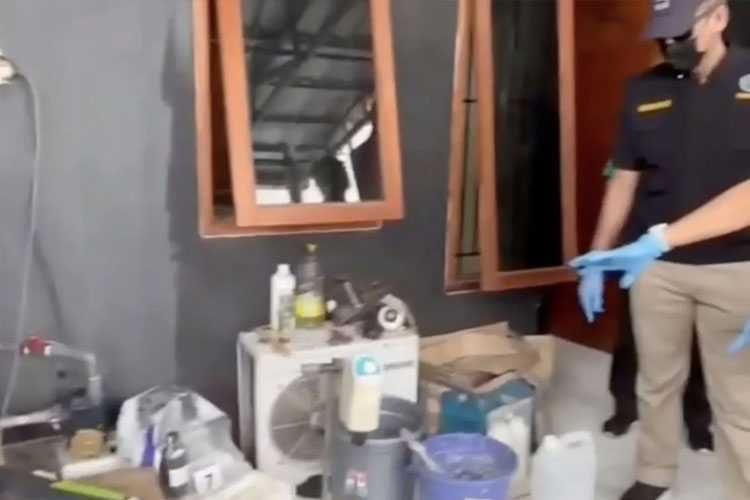 Pabrik Tembakau Sintetis di Perumahan Tangerang Digerebek BNN, 3 Pelaku Diciduk