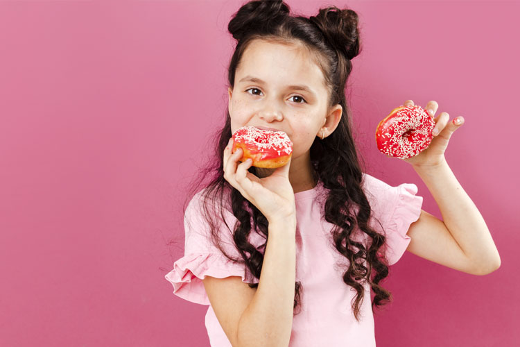 Tips Efektif Membatasi Makanan Manis untuk Anak