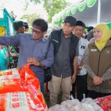 Gubernur Khofifah Gelar Pasar Murah Lagi di Lamongan, Harga Bahan Pokok Lebih Terjangkau