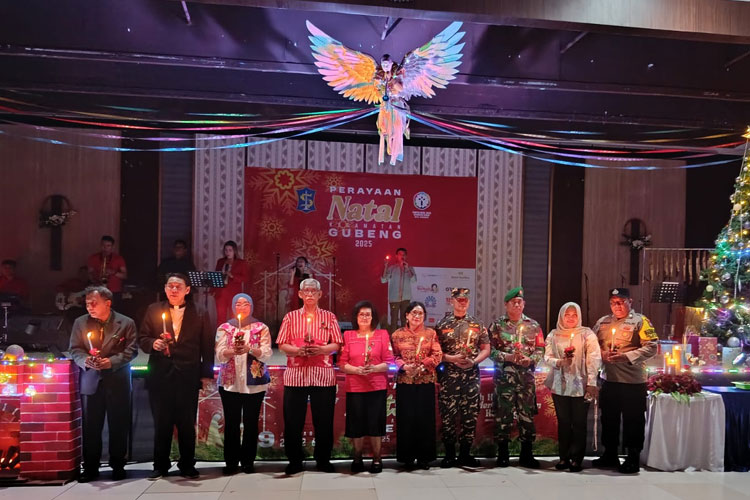 Indahnya Natal Penuh Kebersamaan di Kecamatan Gubeng Surabaya