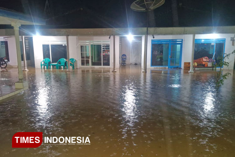 Banjir Rendam Sejumlah Desa di Bondowoso, Ratusan KK Terdampak