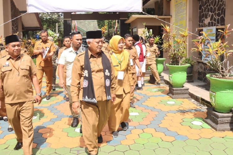 Pemkab Cari Sekolah Terbaik untuk Dijadikan Role Model Pendidikan di Kabupaten Malang