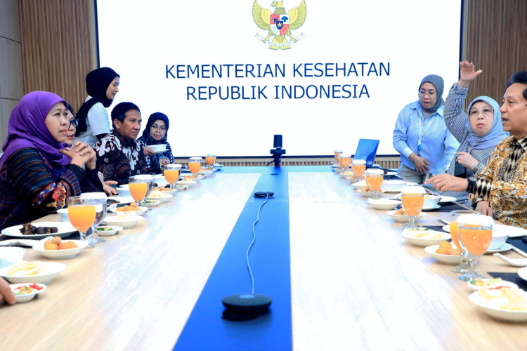 Gubernur Khofifah: RSUD Dr Soetomo Siap menjadi World Class Academic Medical Center