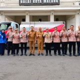 Perumda Tugu Tirta Kota Malang Terima CSR Truk Tangki Air dari Bank Jatim