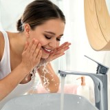 Rahasia Kulit Flawless: Cara Menyamarkan Pori-Pori Wajah