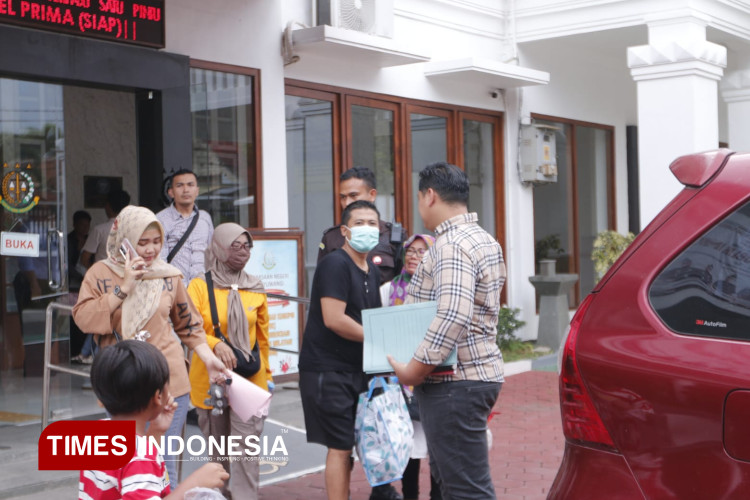 Pengacara Gadungan Jhon Sambo Diserahkan ke Kejaksaan Negeri Banyuwangi