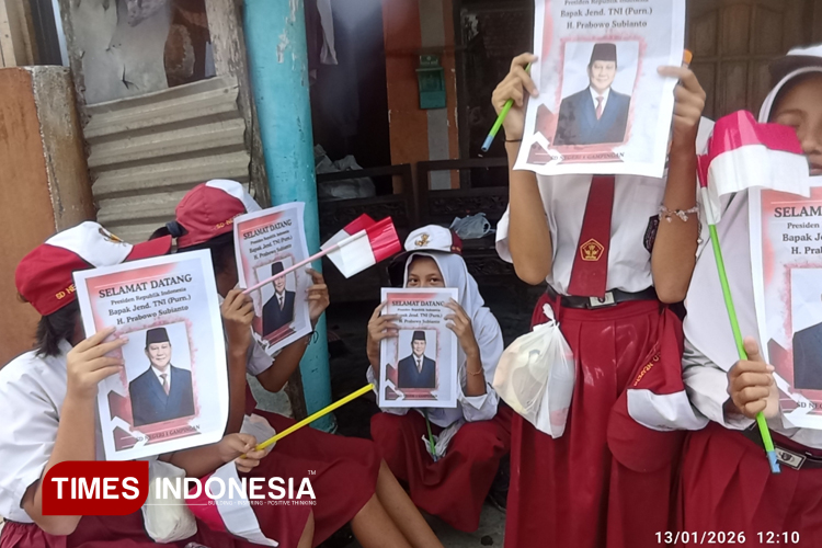 Presiden Prabowo ke SMA Taruna Nusantara di Malang, Pelajar dan Warga Beri Sambutan