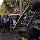 Kecelakaan Tunggal di Glenmore Banyuwangi Tewaskan Kernet dan Supir Pengangkut Buah Naga