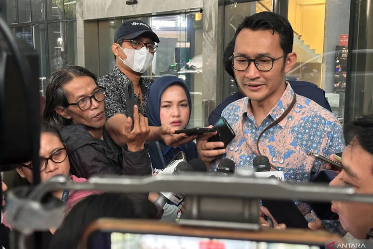 Masa Cekal Mau Habis, KPK Pertimbangkan Perpanjang Pencegahan Pemilik Maktour Fuad Hasan Masyhur
