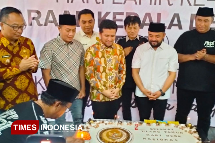 Dihadapan Ribuan Kades, Wagub Emil Dorong Desa Mandiri Secara Fiskal