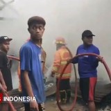 Diduga Korsleting, Rumah Pengepul Rosok di Pacitan Hangus Terbakar Saat Pemiliknya Keluar Cari Barang