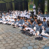 SDN Sawojajar 4 Malang Perkuat Pendidikan Karakter Religius melalui Peringatan Isra Mikraj