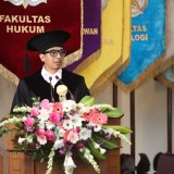 Zainal Arifin Mochtar Dikukuhkan Jadi Guru Besar UGM