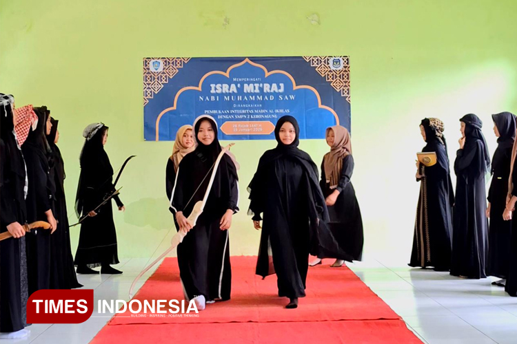 Lomba Arabic Look Meriahkan Peringatan Isra Mikraj di SMPN 2 Kebonagung Pacitan