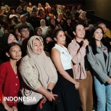 Keseruan Visiting Cinema Film Penerbangan Terakhir: Reaksi Jerome Kurnia dan Aghniny Haque