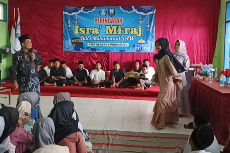 Isra Mikraj Tanpa Seremoni, SMPN 3 Pringkuku Pacitan Pilih Dakwah Interaktif