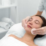 Cara Ampuh Atasi Wajah Kusam dengan Deep Cleansing 5 Langkah