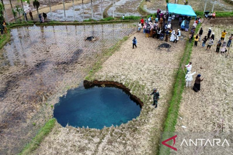 BRIN Ingatkan Bahaya Air Sinkhole: Mengandung Logam Berat dan Bakteri