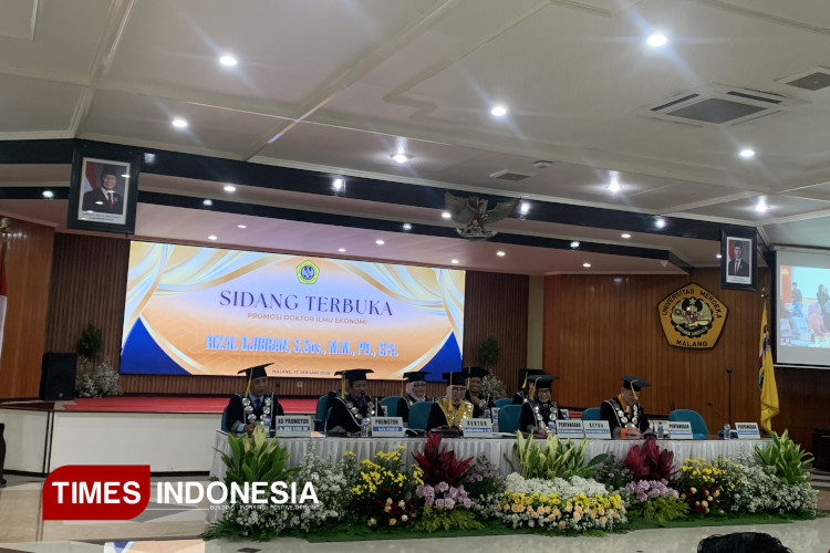 sidang-terbuka-Universitas-Merdeka-Malang-3.jpg