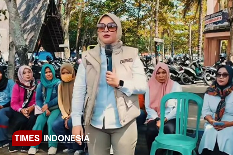 Tinjau Pantai Pangandaran, Bupati Pangandaran Serap Aspirasi Petugas Kebersihan