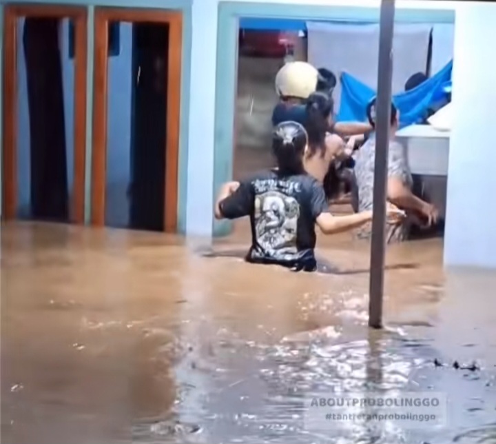 banjir-probolinggo.jpg
