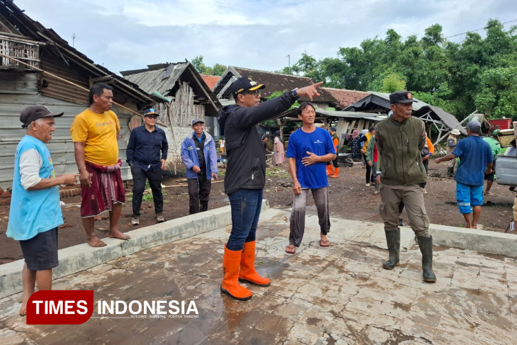 Tinjau Bencana, Bupati Probolinggo Semprot OPD yang Absen: Gak Ada Weekend saat Darurat