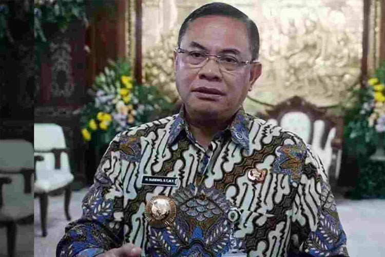 Bupati Pati Sudewo Dikabarkan Terjaring OTT KPK, Dua Koper Disita