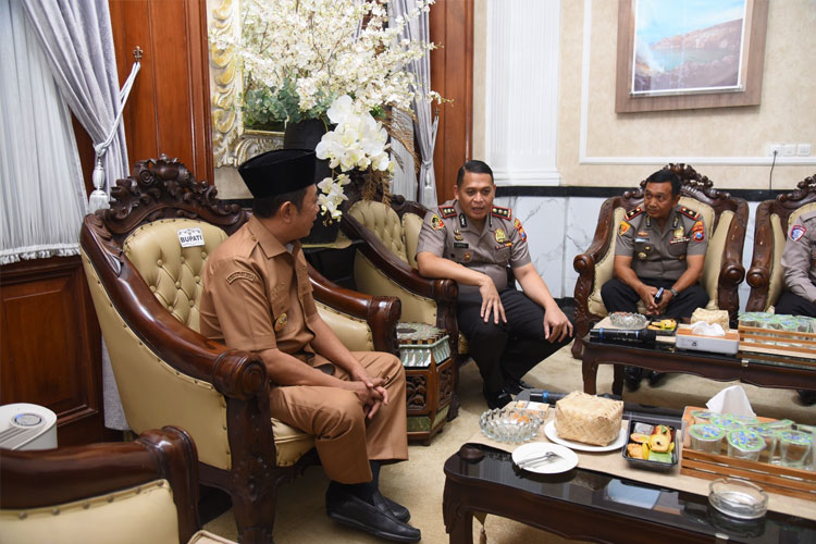 Silaturahmi dengan Forkopimda, Kapolres Bondowoso Singgung Soal Kriminalitas Digital