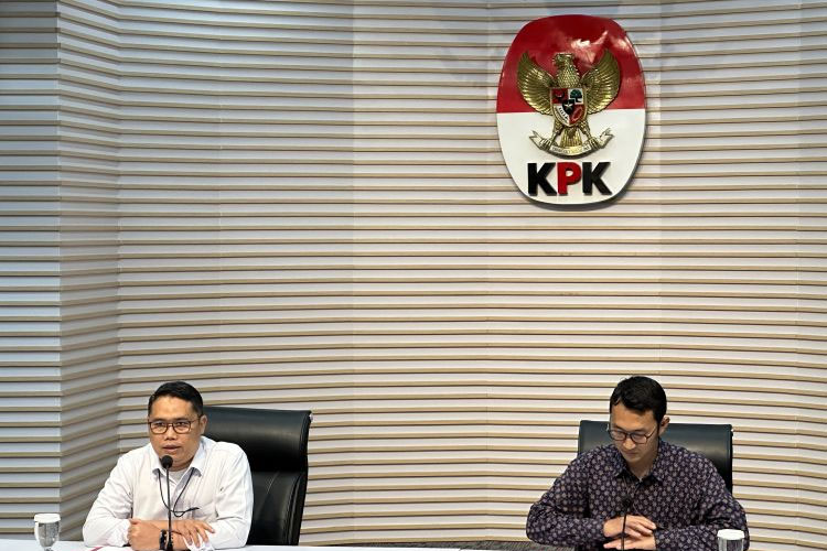 KPK Juga Tetapkan Bupati Pati Sudewo Tersangka Kasus Suap Proyek Kereta Api